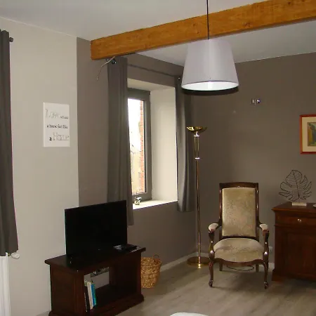 La Haie Bolaine Bed & Breakfast *
