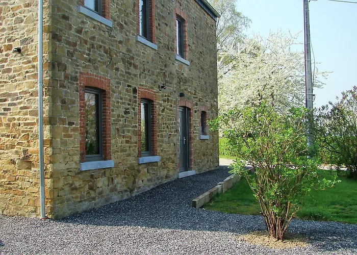 La Haie Bolaine Bed & Breakfast 3*
